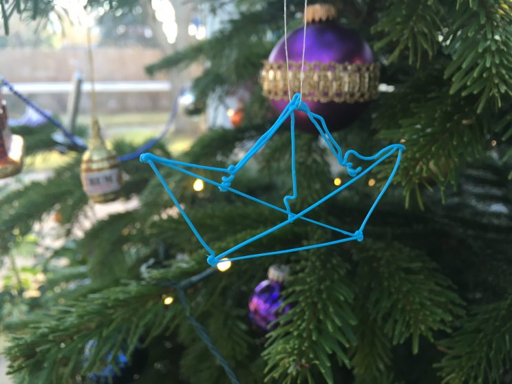 allererster Versuch: Christbaumanhänger – Segelboot allererster Versuch: Christbaumanhänger – Segelboot